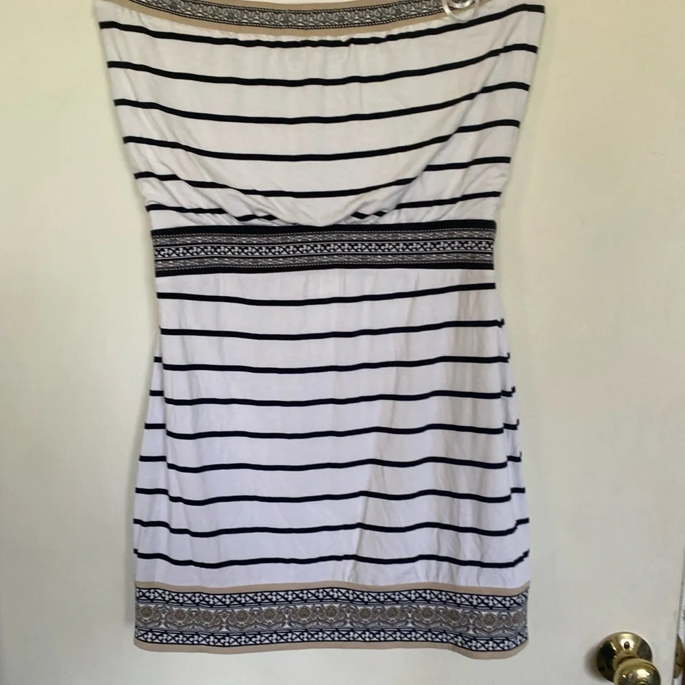 White House, Black market, small strapless mini dress